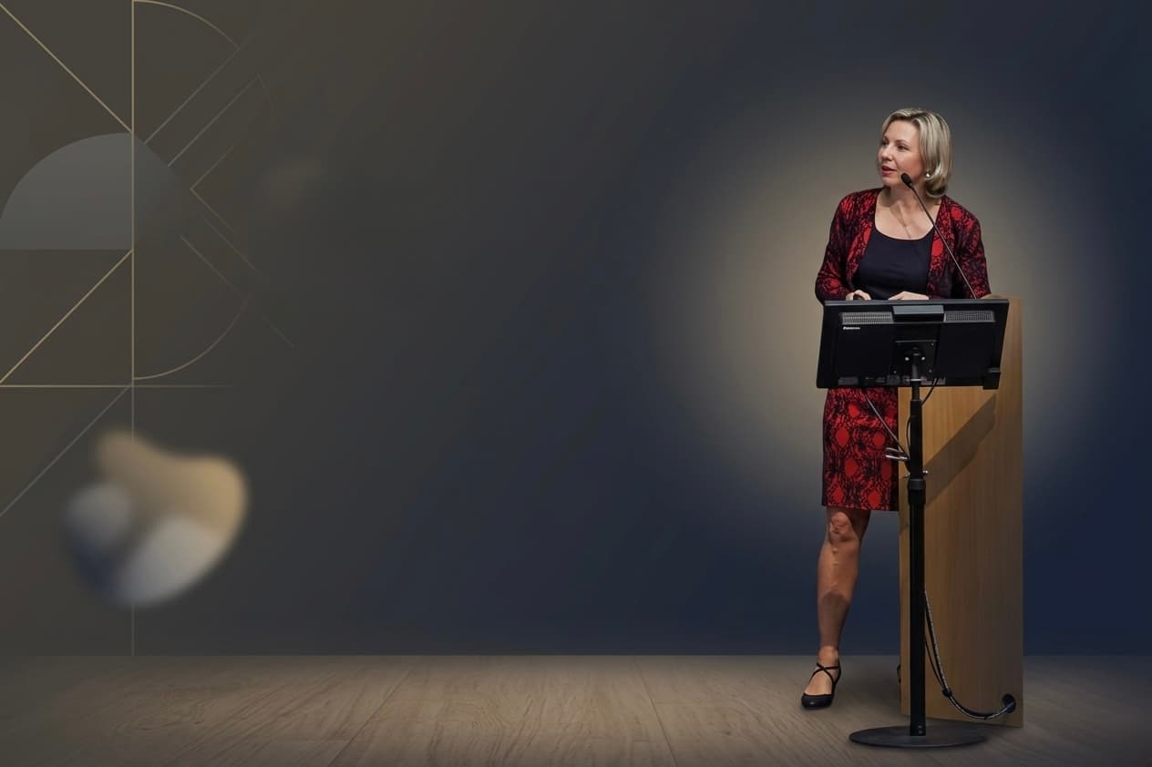 Dr. Hana Kahleová speaking on stage